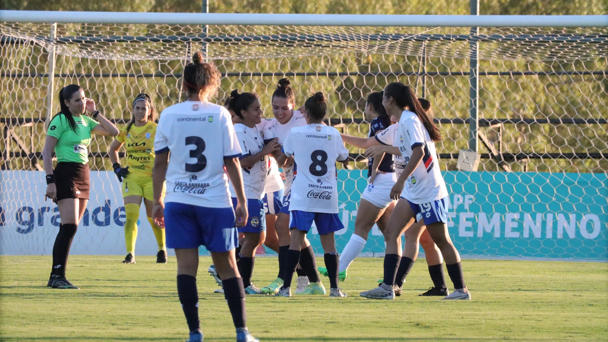 Trinidense gana ante Ameliano en el primer partido del Torneo Anual FEM 2025