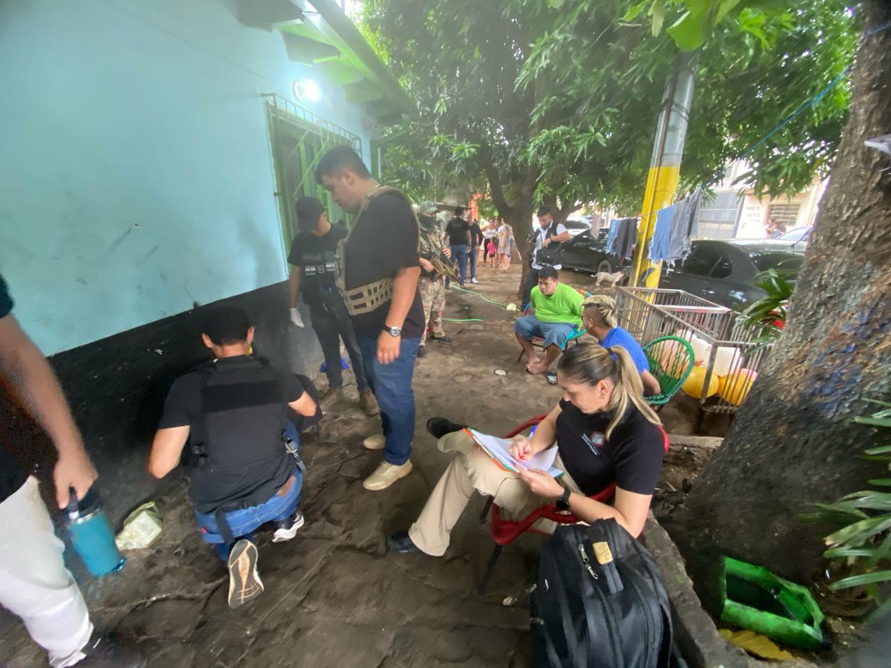 Detienen a dos presuntos microtraficantes en Fernando