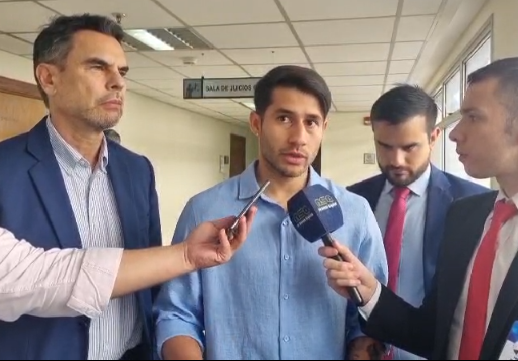 Condenan con suspensión de pena a comunicador por difamar a Iván Torres