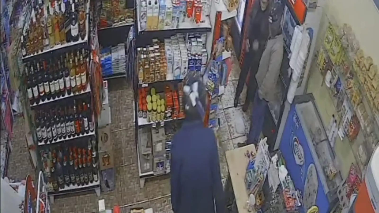 Violento asalto a comercio en Yby Yaú