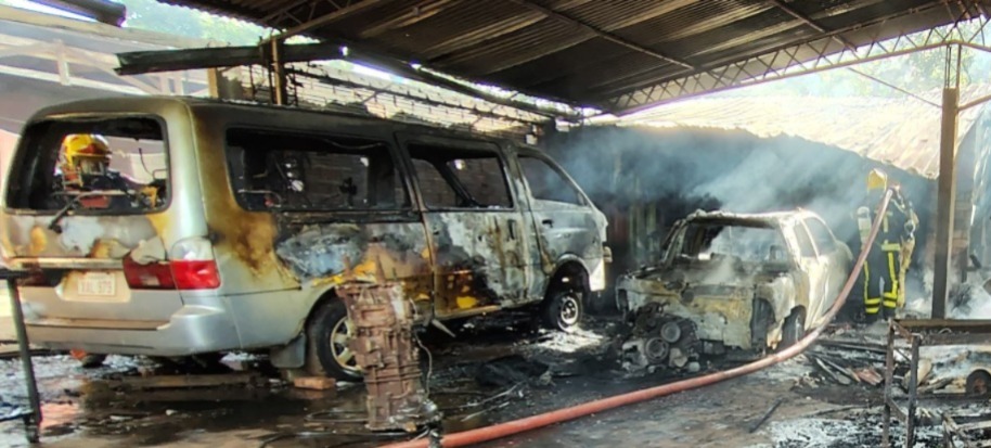 Familia perdió todo en un incendio y recurre a ayuda ciudadana