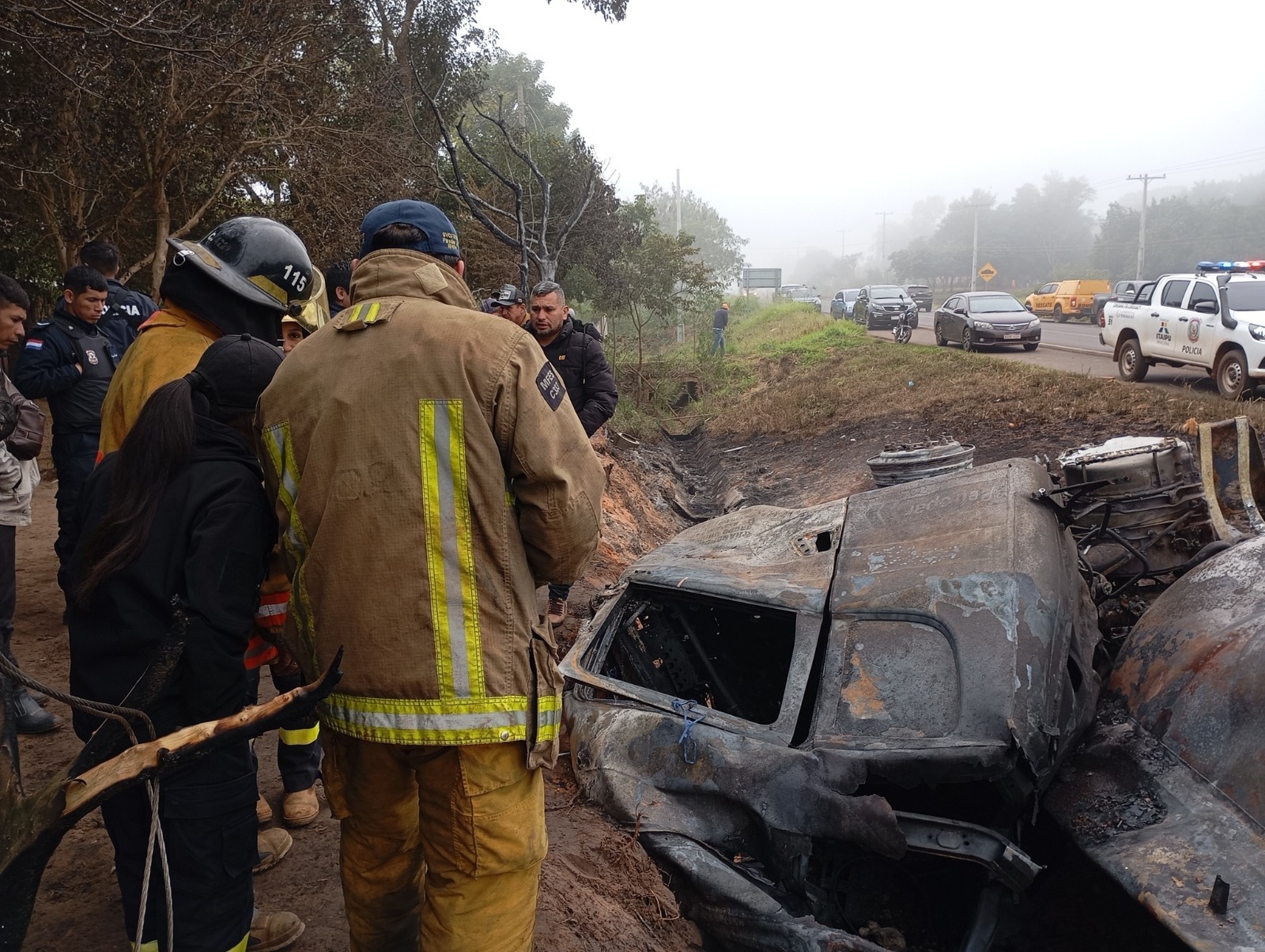 Chofer pierde la vida tras explosión de camión cisterna