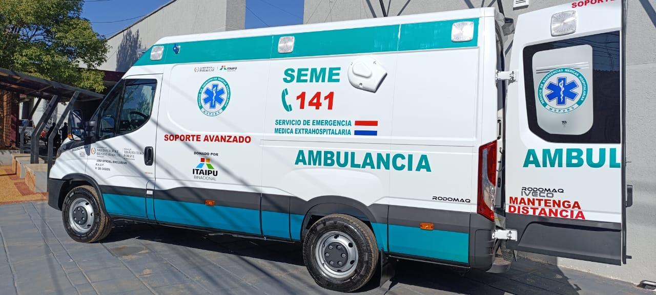 Hospital Regional de Concepción recibe nueva ambulancia