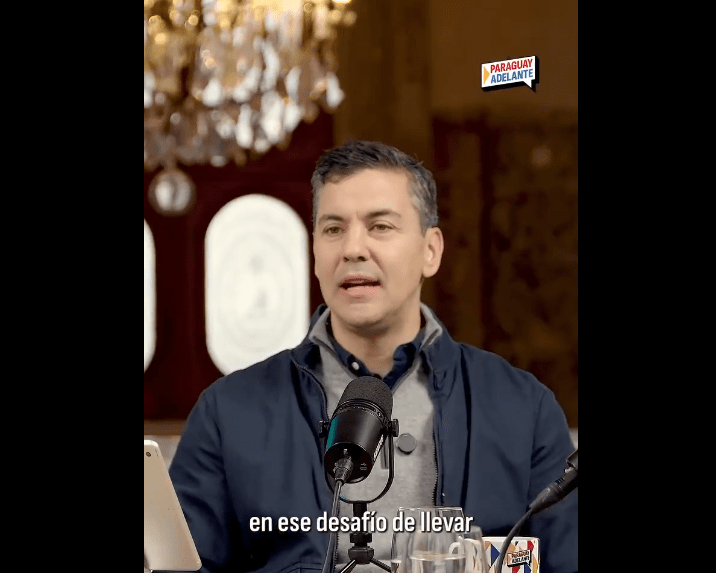 Santiago Peña se estrena en el mundo del pódcast