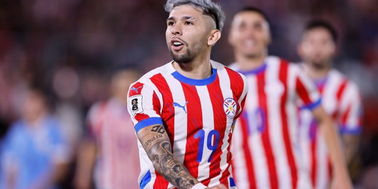 Ahora si, Julio Enciso va al Racing de Estrasburgo