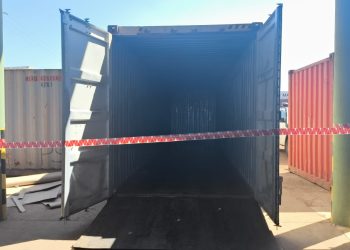 Incautan carga con cocaína camuflada en granos camino a Países Bajos