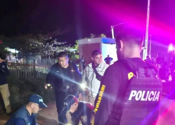 Presunto caso de homicidio doloso dentro de un auto en Concepción