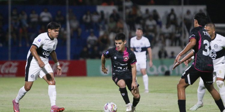 Olimpia quedó fuera de la Copa Paraguay con Tembetary en penales