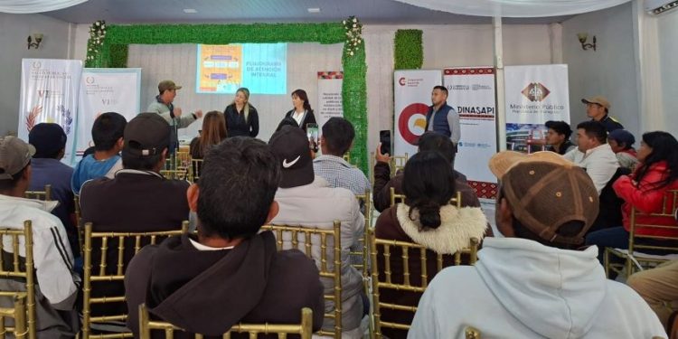 Encuentro para fortalecer la protección a la niñez y la adolescencia indígena