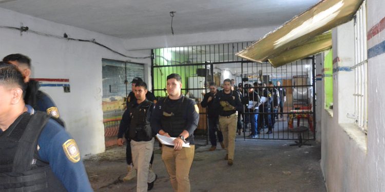 Allanamiento en Tacumbú provee información clave en el marco de una investigación por estafa