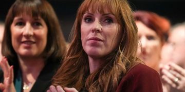 Viceprimera ministra británica renunció por no pago de impuestos