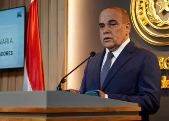 Supuesto título falso de Rivas: «Fiscalía debe demostrar en juicio la culpabilidad»