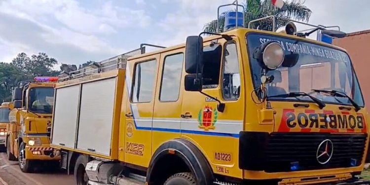 Bomberos de Minga Guazú levantan paro temporalmente al cobrar parte de lo que debía la Comuna