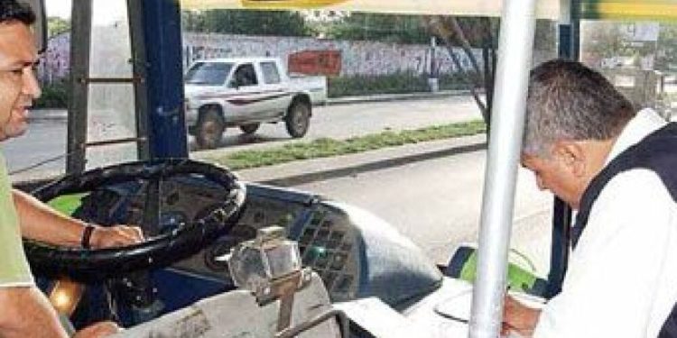 Choferes vuelven a convocar a un paro de dos días la próxima semana