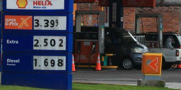 Ecuador eliminó subsidio al diésel y aseguró que destinará fondos a asistencia social