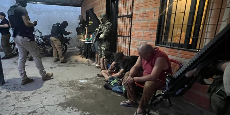 Desarticulan foco de microtráfico en Villa Hayes