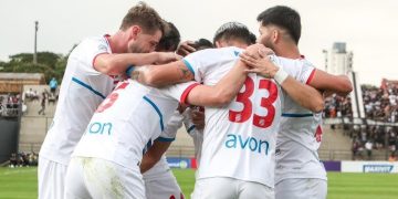 Destacan la unidad entre los jugadores y el DT de Nacional que deriva en buena campaña