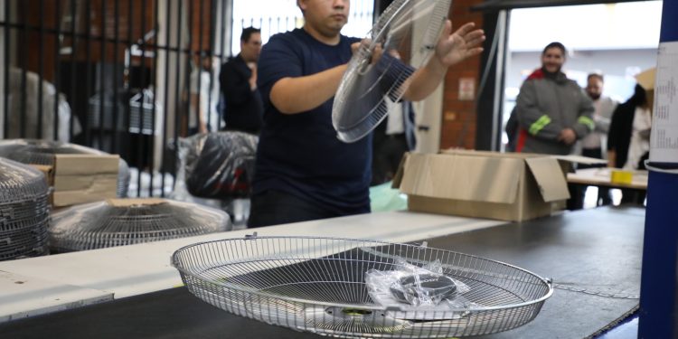 Maquiladora planea incrementar producción de electrodomésticos hechos en Paraguay