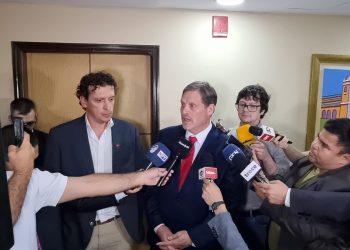 Expulsan a la senadora Yamy Nal de la bancada de HC