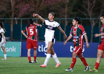 Olimpia goleó a Tembetary en el arranque de la zona 1 de Copa eFe