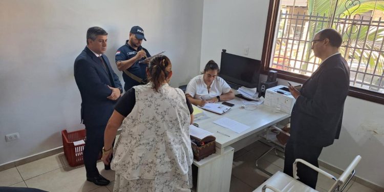 Insisten en que investigación de mafia de pagarés llegue a dueños de empresas