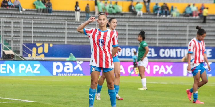 Claudia Martínez y una cita con la historia