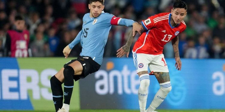Una ya eliminada Chile recibe a la recientemente clasificada Uruguay