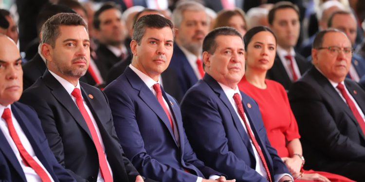 Cartes a Peña: «todos los buenos paraguayos estamos orgullosos de tu gestión»