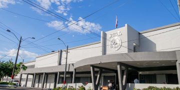 Funcionario penitenciario intentó meter cocaína en la cárcel de Tacumbú