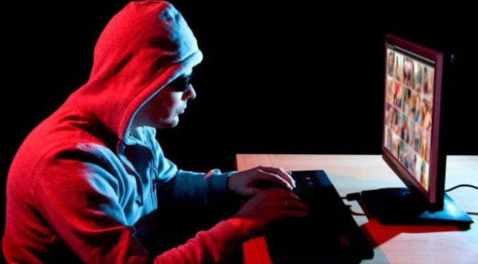 Allanamientos simultáneos contra la pornografía infantil