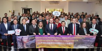Lanzan primer curso internacional sobre mantenimiento y operación de vehículos eléctricos de Taiwán