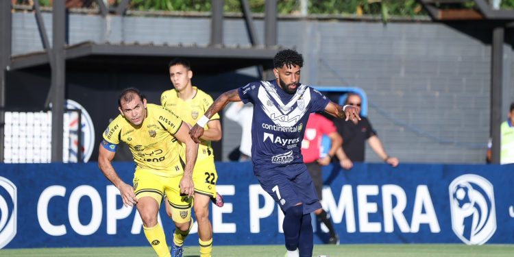 Ameliano recibe a Recoleta en la fortaleza