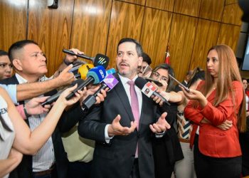 Propuesta de reajuste salarial para Ejecutivo: «francamente no lo hemos discutido»