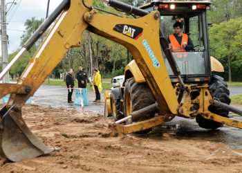 Renuevan tuberías de agua potable en San Bernardino para la temporada veraniega