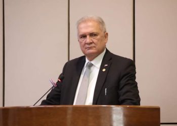 Piden juicio político para el Fiscal General