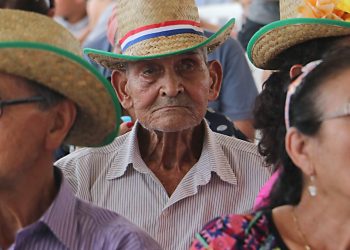 Insisten en aprobación de convenio de protección de adultos mayores