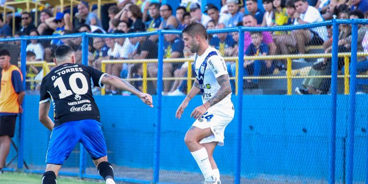 Trinidense y Ameliano se miden en Santísima Trinidad