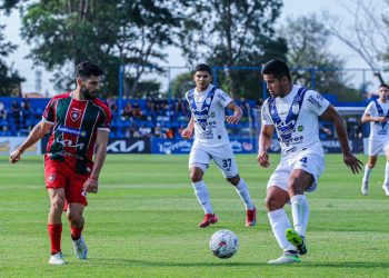 Ameliano derrota a Tembetary en Villa Elisa