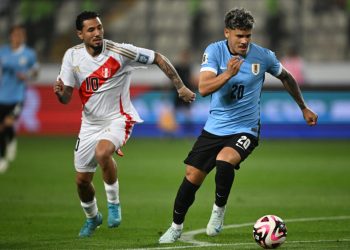 Uruguay quiere sellar su clasificación ante una prácticamente eliminada Perú