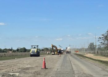 Avanzan los trabajos de rehabilitación en tramos deteriorados de la Ruta PY01