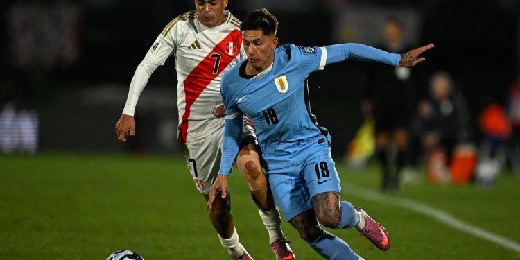 Uruguay sella su boleto al Mundial y Perú se queda afuera