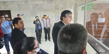 Abogado de Salvador Cabañas lamenta que sus hijos intenten declararlo insano