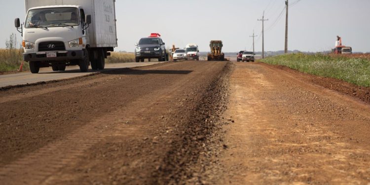 Pobladores de Carmen del Paraná destacan beneficios de ruta Graneros del Sur