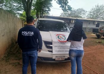 Incautan un vehículo y detienen a una mujer en operativo vinculado a «Tío Rico»