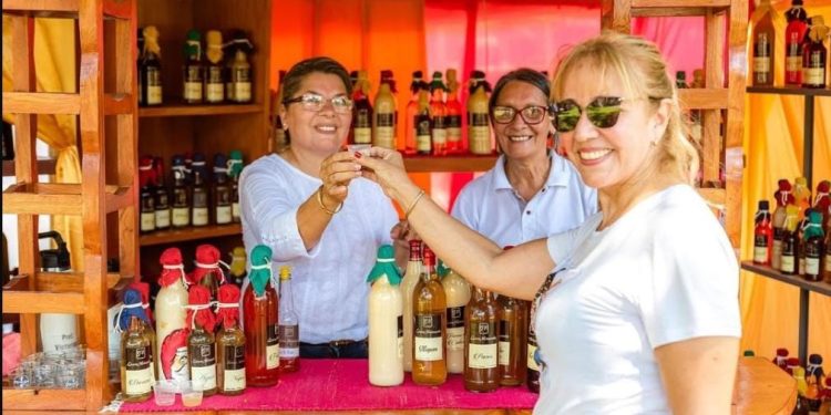 Fulgencio Yegros celebra el Festival del Licor 2025