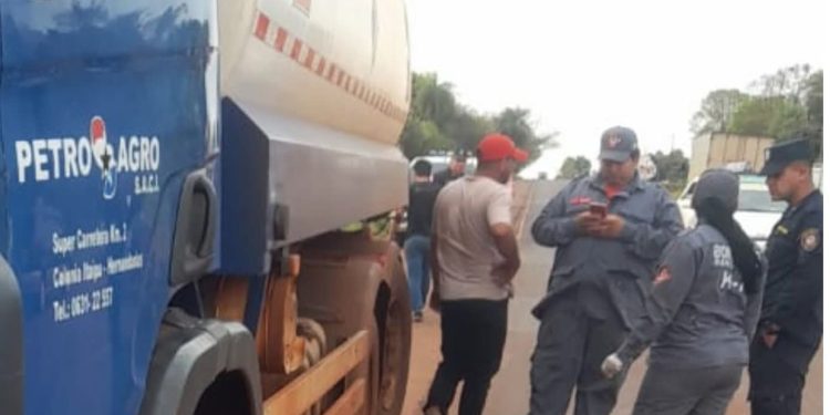 Chofer pierde la vida aplastado por su propio camión