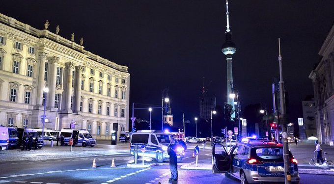 Hallazgo de bomba de la Segunda Guerra Mundial provocó evacuación en Berlín