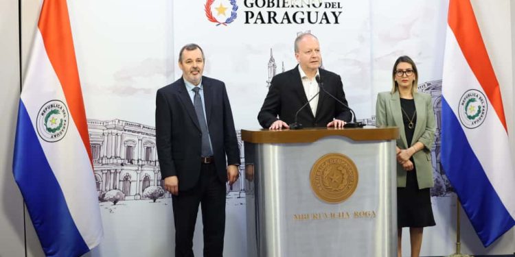 Economía prevé que el PIB de Paraguay crezca cerca del 5 % en 2025
