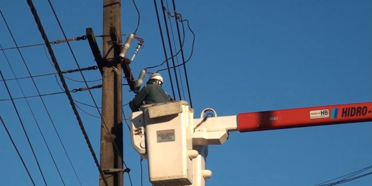 Se redujeron un 45% los cortes en verano, según la ANDE