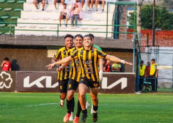 Guaraní ganó y es puntero